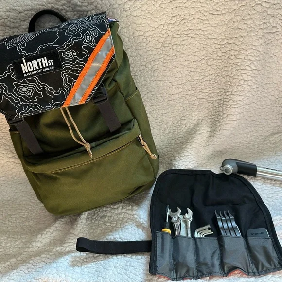 North St Bags Morrison Backpack Pannier & Tool Roll (includes tools!) - Picture 3 of 11